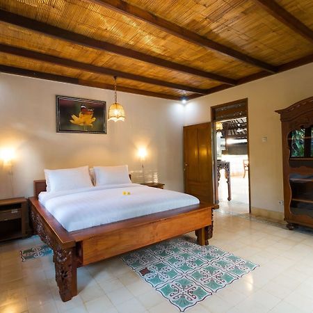Bali Royal Heritage Villas Seminyak  Bagian luar foto
